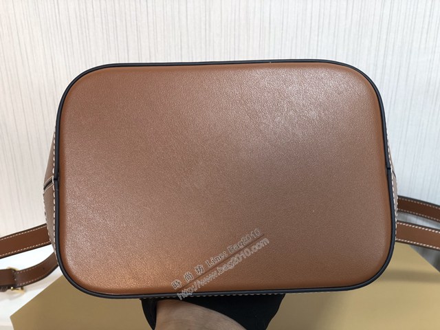 Celine專櫃2023s春夏新品CUIR TRIOMPHE小號繡花光滑牛皮水桶包 賽琳百搭斜挎肩背女包 sldj2433
